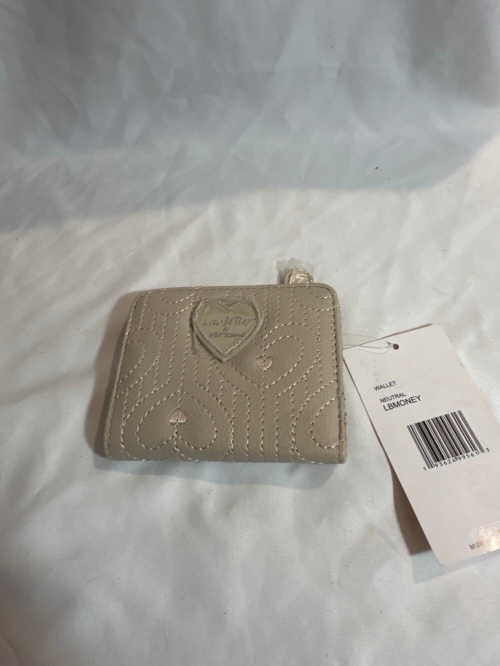 Luv by Betsey Johnson Wallet NWT